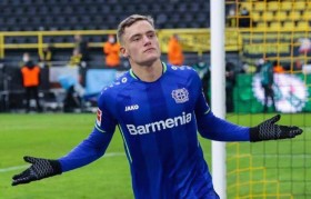 维尔茨重返德甲,身披拜仁战袍引球迷关注,药厂神童八场造七球表现抢眼能否缓解拜仁困境