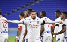 法甲焦点战前瞻:马赛 VS 洛里昂,谁能抢占先机?