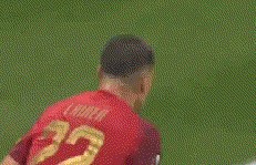 欧联:2-0,24岁国际米兰旧将无敌鱼跃冲顶,助法甲第2迎来2连胜